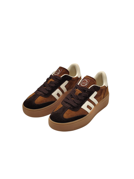 BACK 70 XXL Sneakers